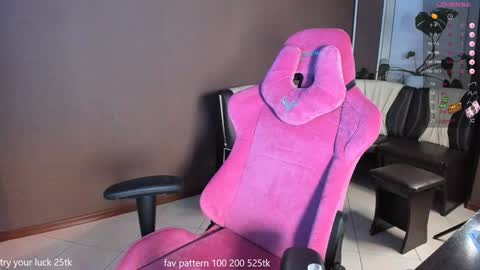 my name is Lia online show from 12/01/24, 08:31