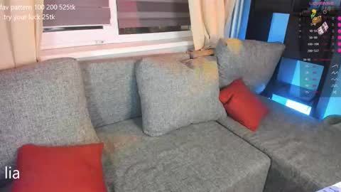 my name is Lia online show from 02/18/25, 12:48