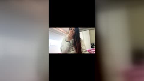 dreinafoxx online show from 04/19/26, 06:32