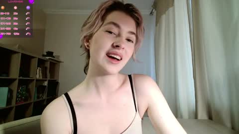 Dia online show from 04/01/26, 01:41