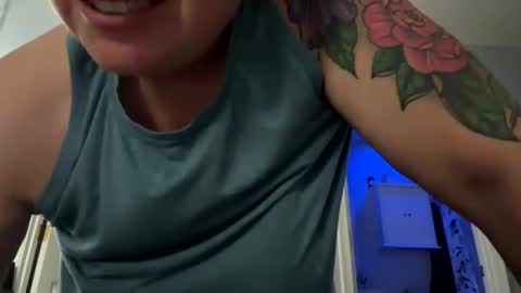drew863901 online show from 07/28/26, 01:01