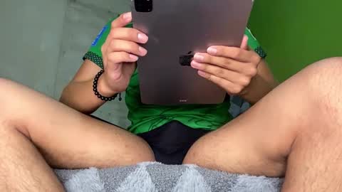 Snapshot of drew_bo chatting on 01/26/25, 09:40 drew_bo online show from 01/26/25, 09:40