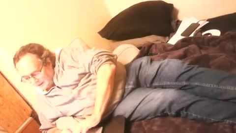 Snapshot of drfeelgood777 chatting on 03/02/26, 04:58 Dr. Feelgood online show from 03/02/26, 04:58