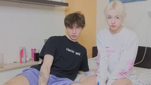 Mark online show from 04/09/26, 11:43