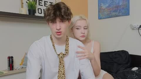 Mark online show from 04/16/26, 07:25