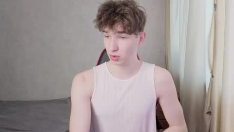 Mark online show from 05/08/26, 01:49