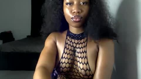 Snapshot of dripping_lunaa chatting on 01/12/26, 05:12 luna online show from 01/12/26, 05:12