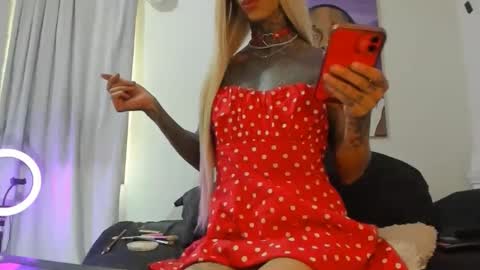 Snapshot of drippyorlove chatting on 12/10/24, 04:27 drippyorlove online show from 12/10/24, 04:27