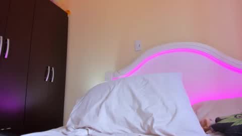 Snapshot of drippyorlove chatting on 01/30/25, 05:28 drippyorlove online show from 01/30/25, 05:28