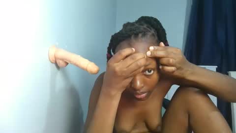 Snapshot of drippyreen chatting on 02/12/26, 12:49 drippyreen online show from 02/12/26, 12:49