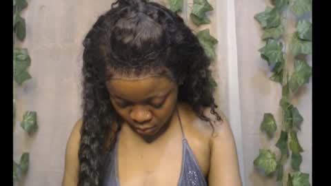 Snapshot of dripqueenx chatting on 09/20/25, 11:06 linda online show from 09/20/25, 11:06