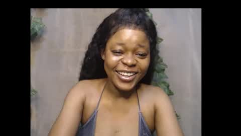 Snapshot of dripqueenx chatting on 10/11/25, 11:47 linda online show from 10/11/25, 11:47
