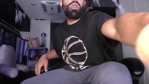 Snapshot of drizzys_room chatting on 10/18/25, 12:17 DirtyDrizzy online show from 10/18/25, 12:17