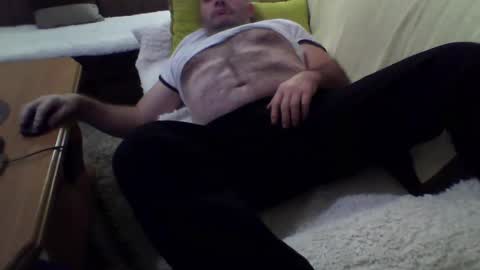 Snapshot of drkadzia chatting on 01/12/25, 03:25 johnny online show from 01/12/25, 03:25