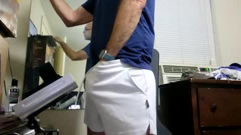 Snapshot of drmbigg chatting on 07/19/26, 04:05 Hello Hope you enjoy what you see. I love attention in dirty talk and tips thickcock edging precum dirtyTalk C2C online show from 07/19/26, 04:05