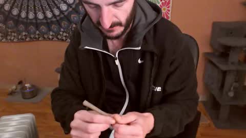 River online show from 12/01/25, 01:32