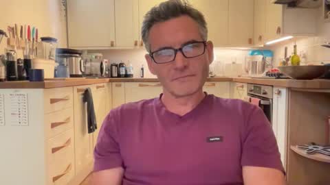 Snapshot of drnickarman chatting on 09/14/25, 01:43 Nick online show from 09/14/25, 01:43