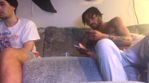 2xTheTrouble online show from 03/02/26, 06:59