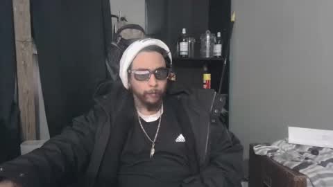 Snapshot of drogoloko233 chatting on 01/31/25, 03:30 drogo lpkp online show from 01/31/25, 03:30