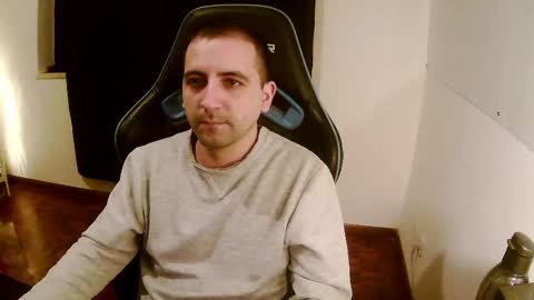 Snapshot of droooooones chatting on 02/22/25, 11:46 droooooones online show from 02/22/25, 11:46