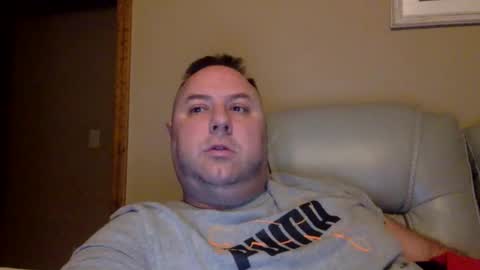 Snapshot of drow0909 chatting on 02/11/25, 02:57 Drow online show from 02/11/25, 02:57