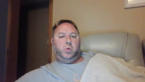 Snapshot of drow0909 chatting on 10/24/25, 11:17 Drow online show from 10/24/25, 11:17