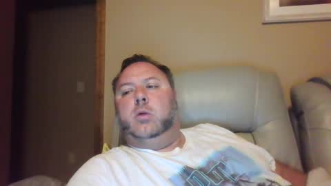 Snapshot of drow0909 chatting on 10/30/25, 11:33 Drow online show from 10/30/25, 11:33