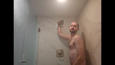 Snapshot of drpeppper456 chatting on 01/14/25, 03:01 uncutgem92 online show from 01/14/25, 03:01