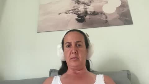 Snapshot of drresa chatting on 05/16/26, 10:36 Dr. Resa online show from 05/16/26, 10:36
