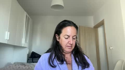 Snapshot of drresa chatting on 05/25/26, 08:20 Dr. Resa online show from 05/25/26, 08:20
