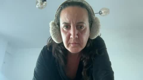 Snapshot of drresa chatting on 06/13/26, 06:11 Dr. Resa online show from 06/13/26, 06:11