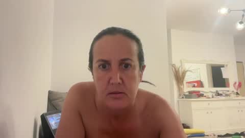 Snapshot of drresa chatting on 07/02/26, 07:53 Dr. Resa online show from 07/02/26, 07:53