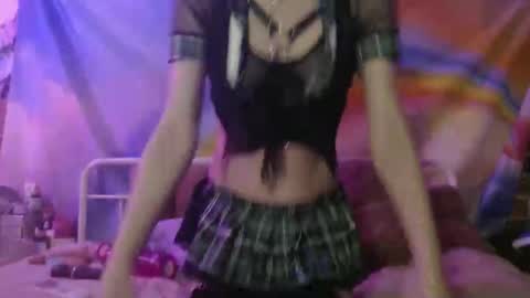 Snapshot of drrtychai chatting on 10/01/25, 04:07 Casey online show from 10/01/25, 04:07