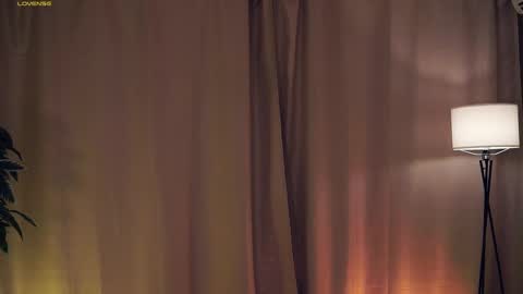 Snapshot of drutywerri chatting on 03/08/25, 12:30 Polly day and Amelia night online show from 03/08/25, 12:30