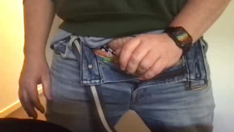 Snapshot of dsb2k10 chatting on 02/13/26, 02:18 Vic dude in da house online show from 02/13/26, 02:18