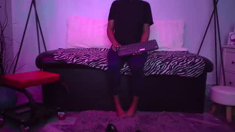 Snapshot of dsexordium chatting on 12/18/24, 05:00 dsexordium online show from 12/18/24, 05:00