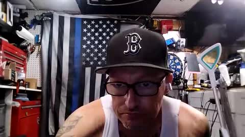 Snapshot of dsmock chatting on 11/16/25, 03:01 dsmock online show from 11/16/25, 03:01