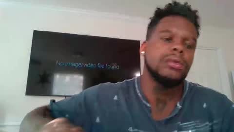 Snapshot of dsmoov_ chatting on 10/01/25, 02:23 SmoovFanz online show from 10/01/25, 02:23