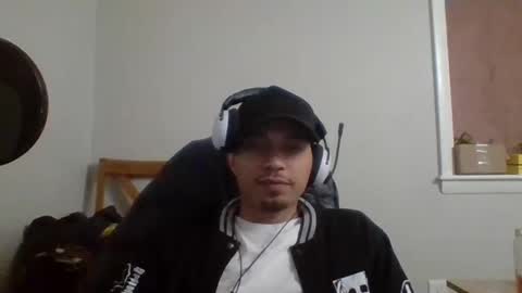 Snapshot of dubz07 chatting on 01/26/25, 04:41 dubz07 online show from 01/26/25, 04:41