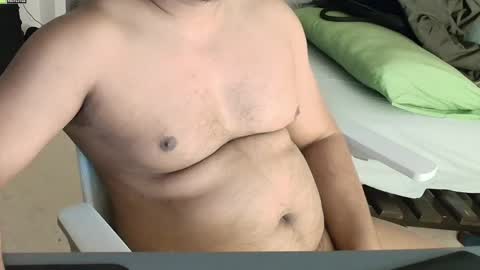 Snapshot of dude31517 chatting on 04/23/26, 07:38 dude31517 online show from 04/23/26, 07:38