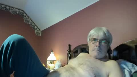 Doug online show from 09/15/25, 01:16