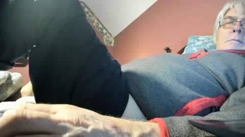 Doug online show from 11/01/25, 01:07