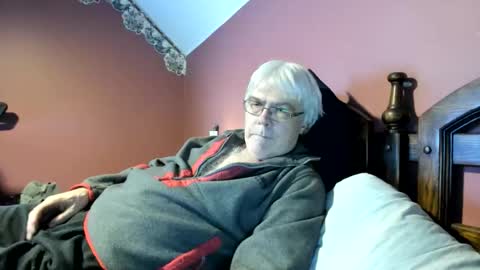 Snapshot of dug38 chatting on 05/03/26, 12:49 Doug online show from 05/03/26, 12:49