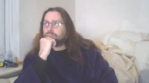 Snapshot of dukenucum73 chatting on 01/01/25, 04:39 chris online show from 01/01/25, 04:39