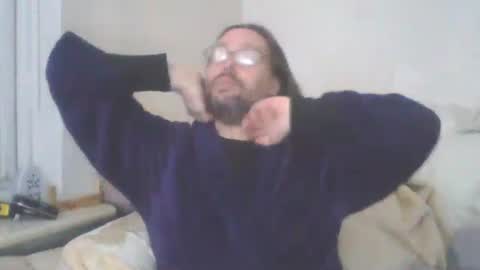 Snapshot of dukenucum73 chatting on 01/01/25, 08:04 chris online show from 01/01/25, 08:04