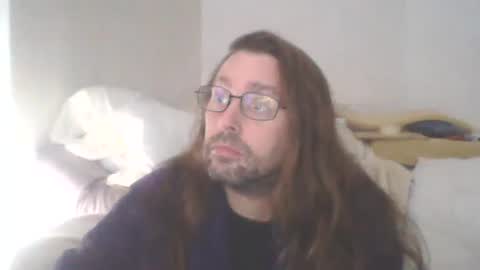 Snapshot of dukenucum73 chatting on 12/21/25, 07:54 chris online show from 12/21/25, 07:54