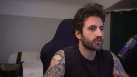 Snapshot of dukethedude chatting on 03/02/25, 02:19 Duke online show from 03/02/25, 02:19