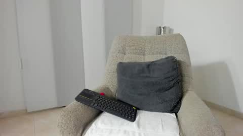 Dulce online show from 04/17/26, 09:23