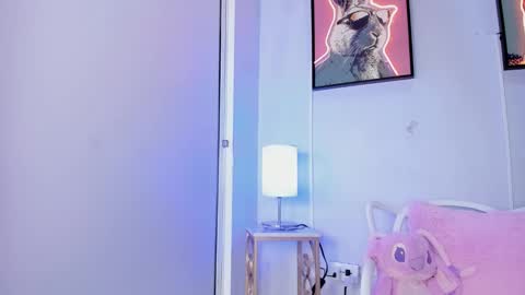 dulce__fiore07 online show from 02/18/26, 12:23