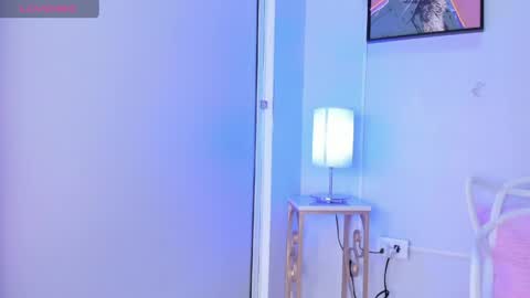 dulce__fiore07 online show from 04/24/26, 12:18